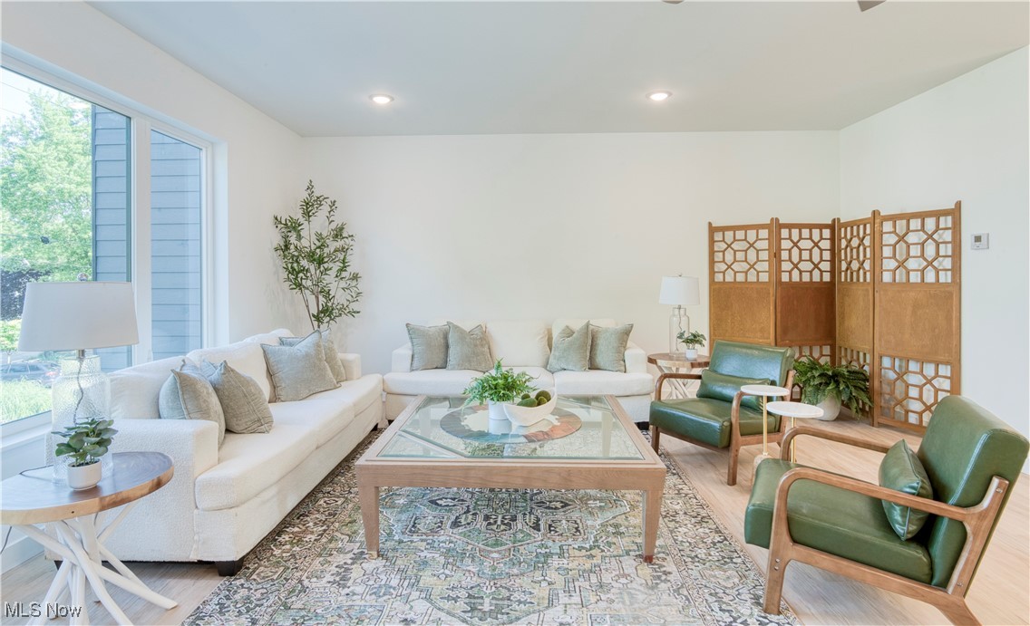 1367 W 74th Street