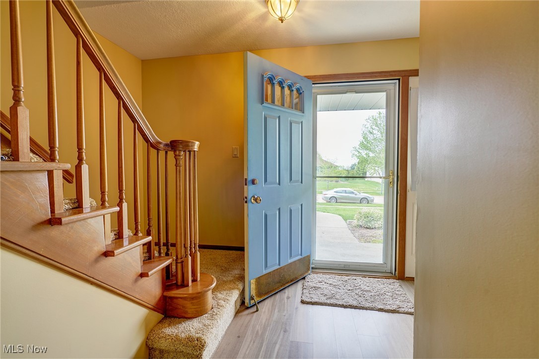 3321 St. Andrews Drive, Parma, Ohio image 5