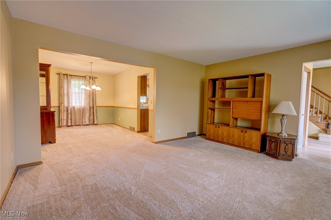 3321 St. Andrews Drive, Parma, Ohio image 7
