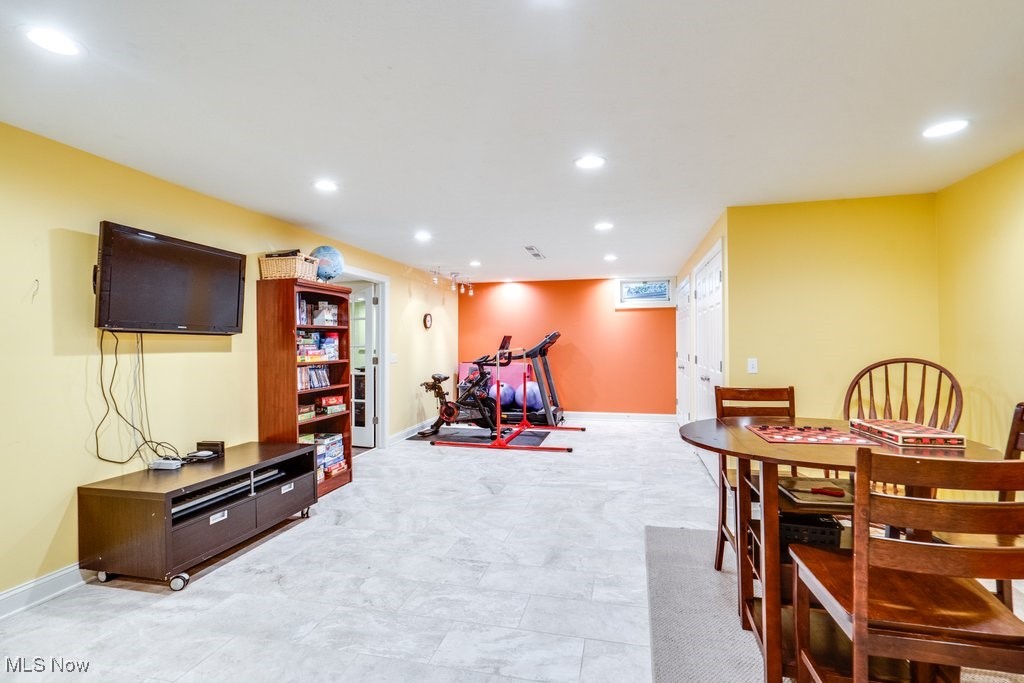 Oaks Suffield - Residential