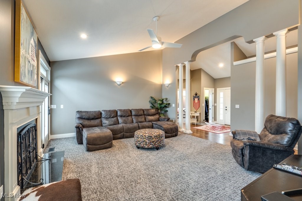 Oaks Suffield - Residential