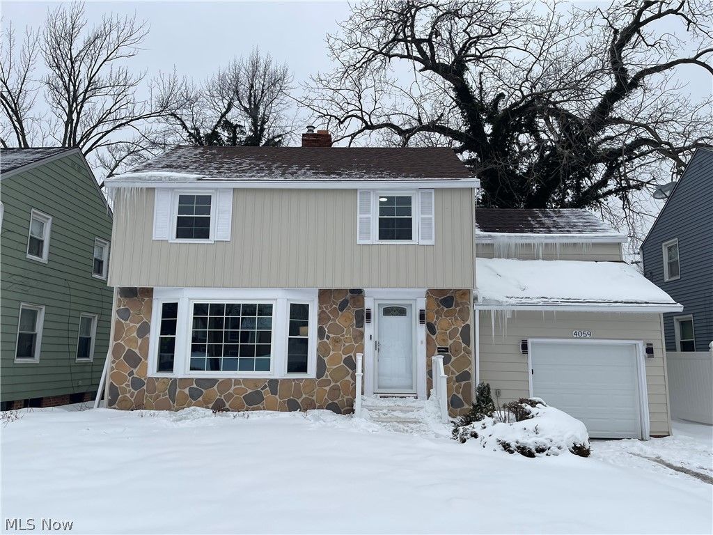 Photo of 4059 Monticello Boulevard, Cleveland Heights, OH 44121 (MLS # 5185668)