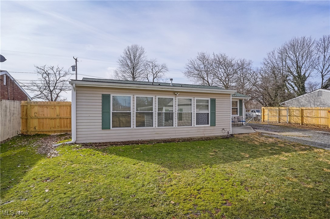 1533 Old Forge Road, Mogadore, Ohio image 32