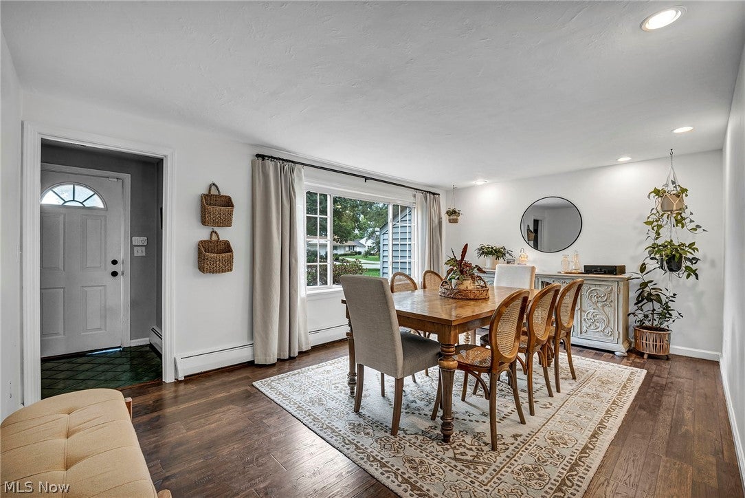 7454 Broadmoor Circle