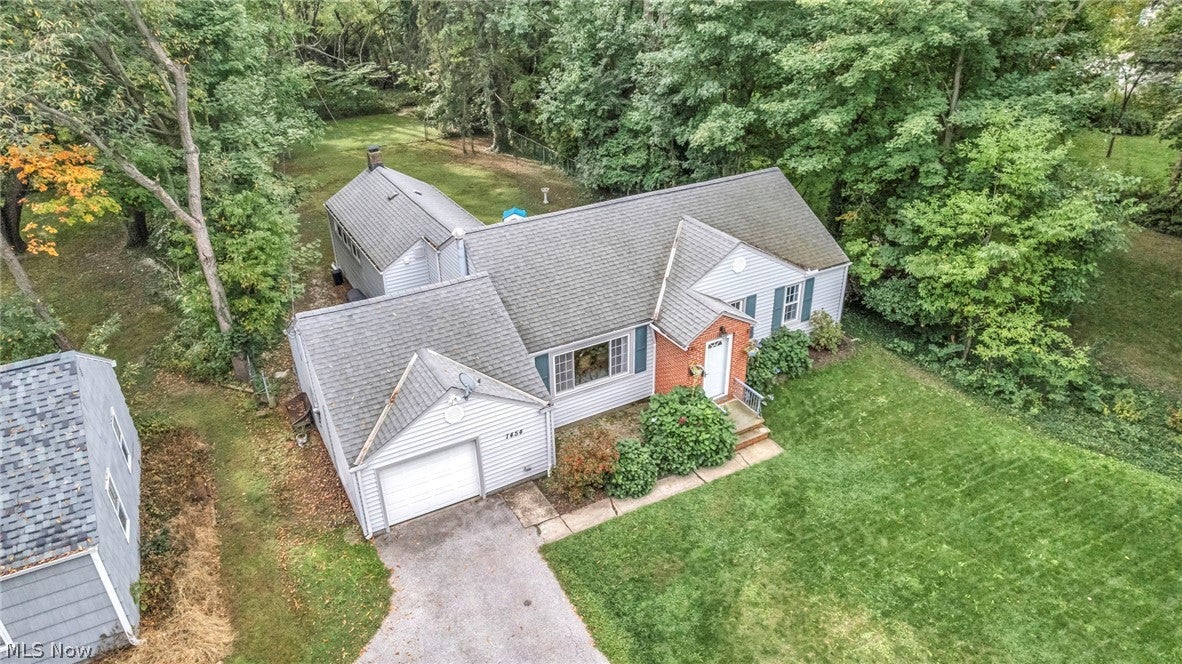 7454 Broadmoor Circle