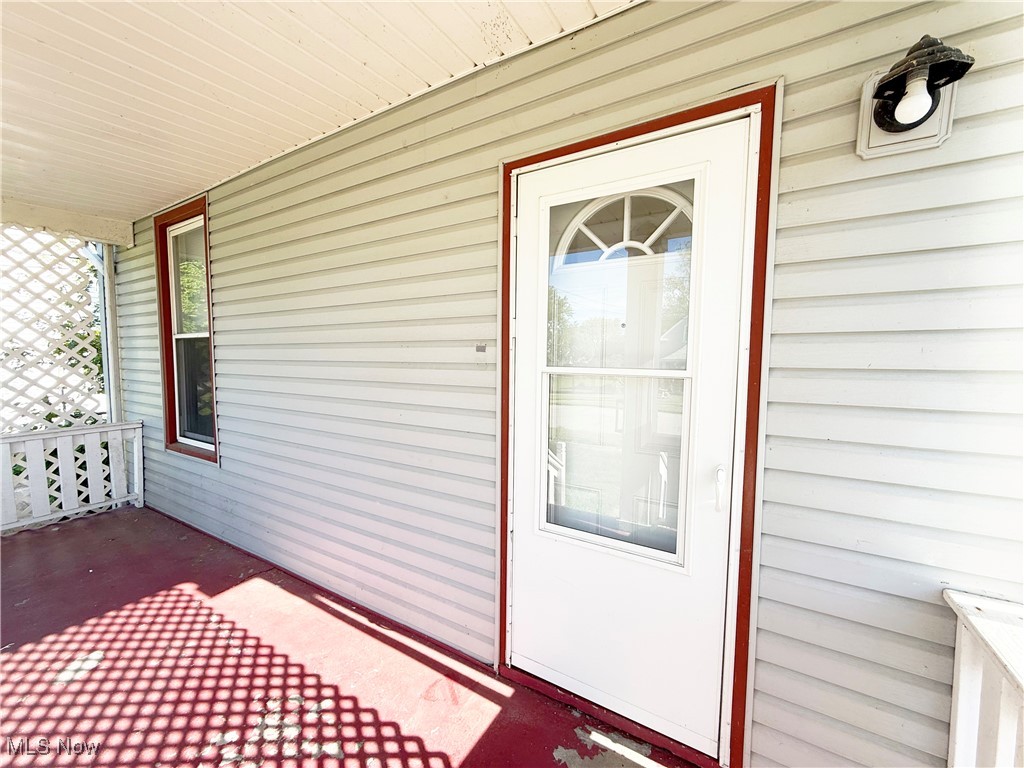 900 E 34th Street, Lorain, Ohio image 4