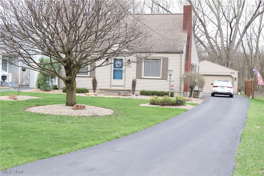 416 Forest Hill Drive, Youngstown, Ohio image 1