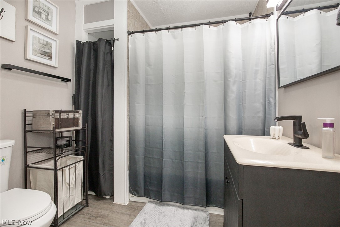 Wallman Realty Cos Clearview - Residential