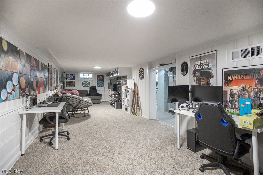 Wallman Realty Cos Clearview - Residential