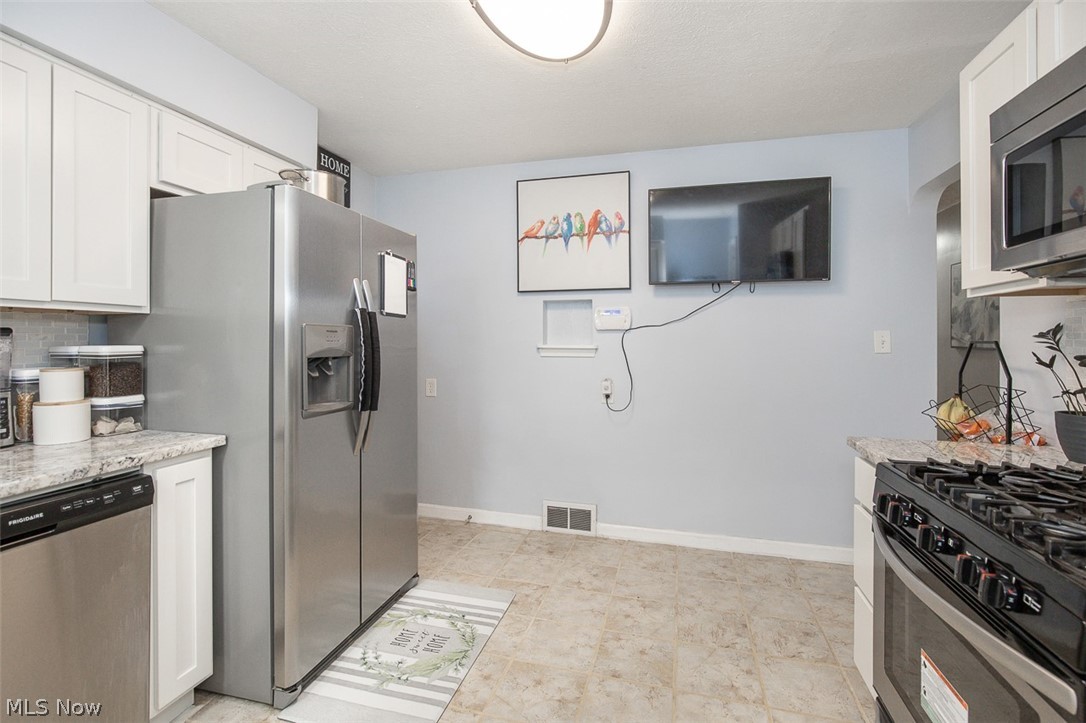 Wallman Realty Cos Clearview - Residential