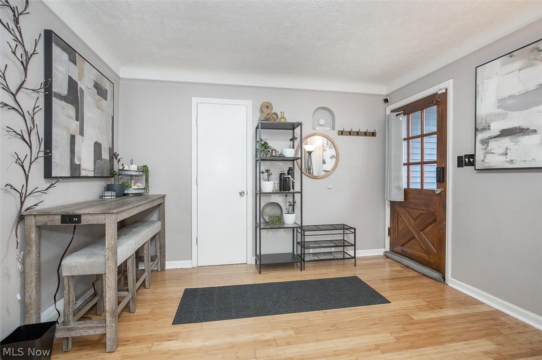 Wallman Realty Cos Clearview - Residential