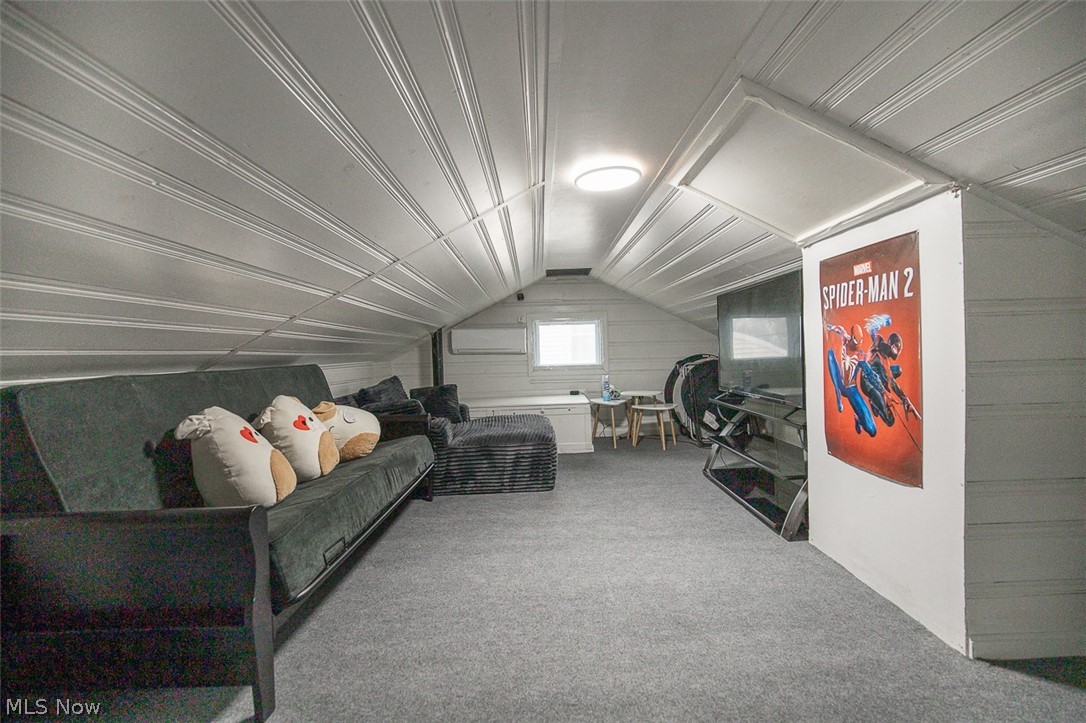 Wallman Realty Cos Clearview - Residential