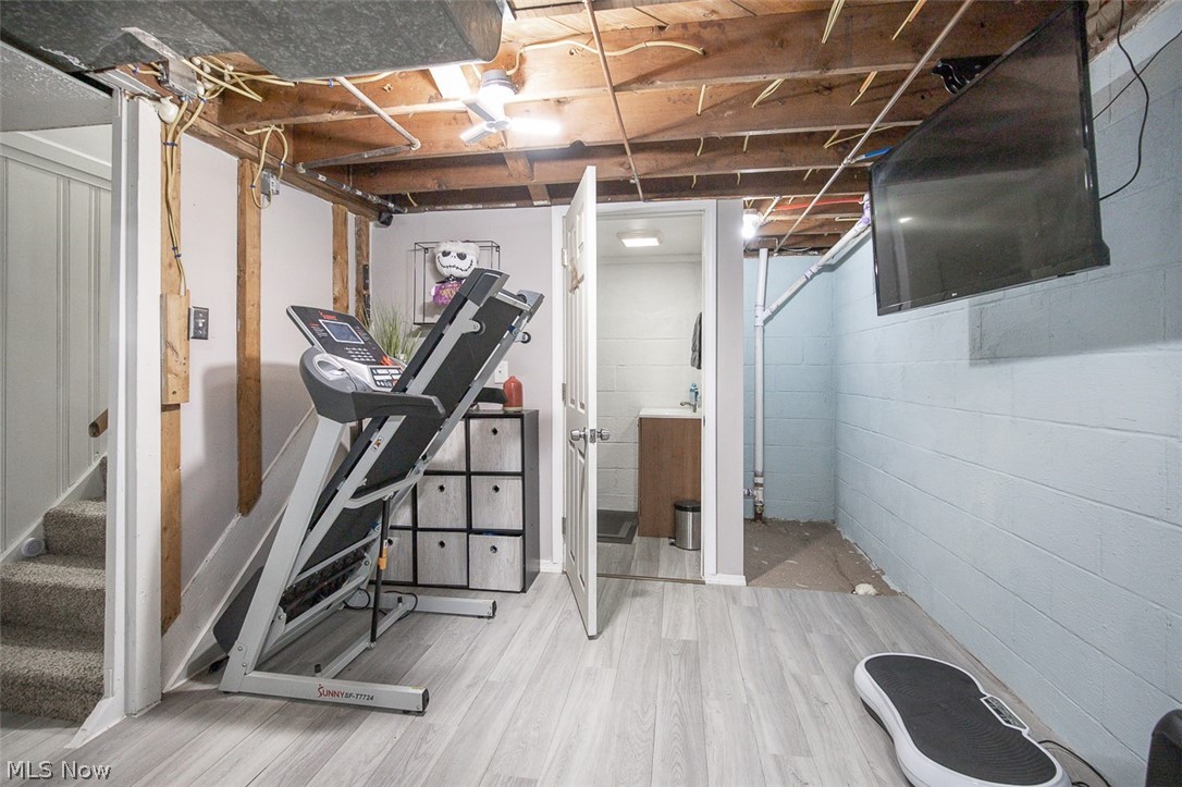 Wallman Realty Cos Clearview - Residential