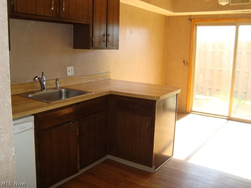 Kings Court Condo - Residential