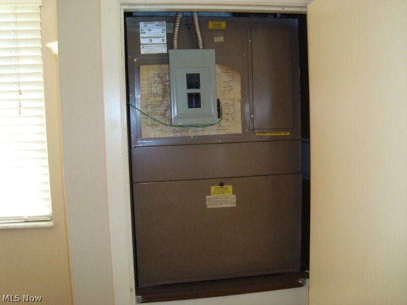 Kings Court Condo - Residential