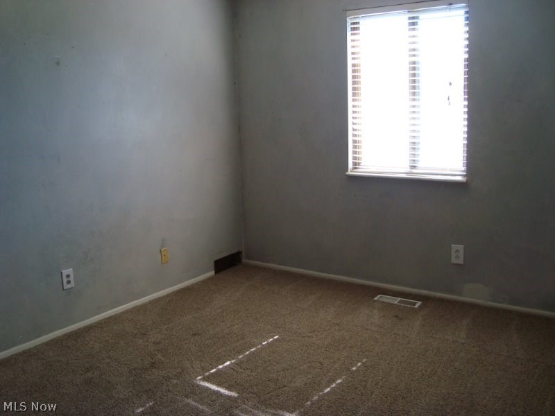 Kings Court Condo - Residential