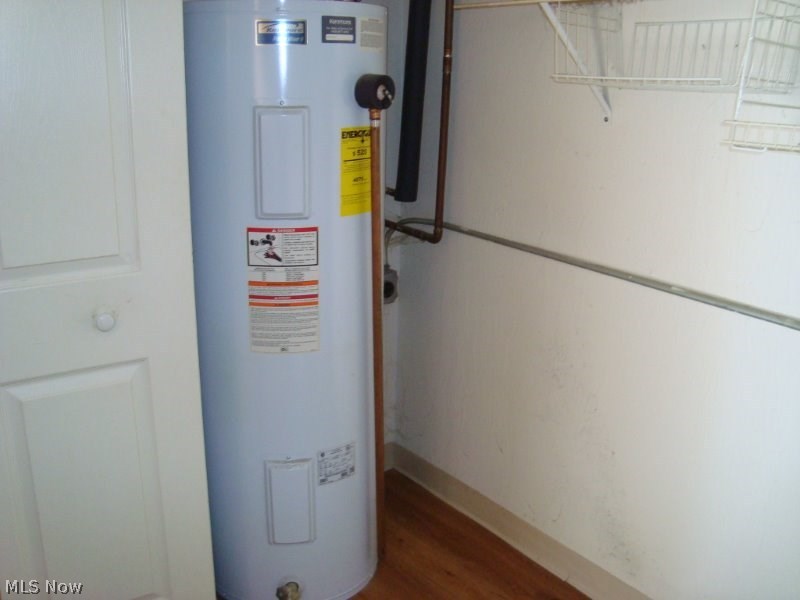 Kings Court Condo - Residential