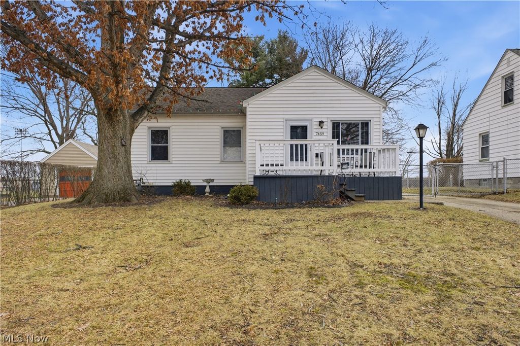 Photo of 7459 Westview Drive, Youngstown, OH 44512 (MLS # 5188362)