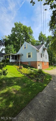 10017 W RIDGEWOOD DR, CLEVELAND, OH 44130 - Image 82f37caa88dc2f8bb937a2f1466dd55e/2410764747