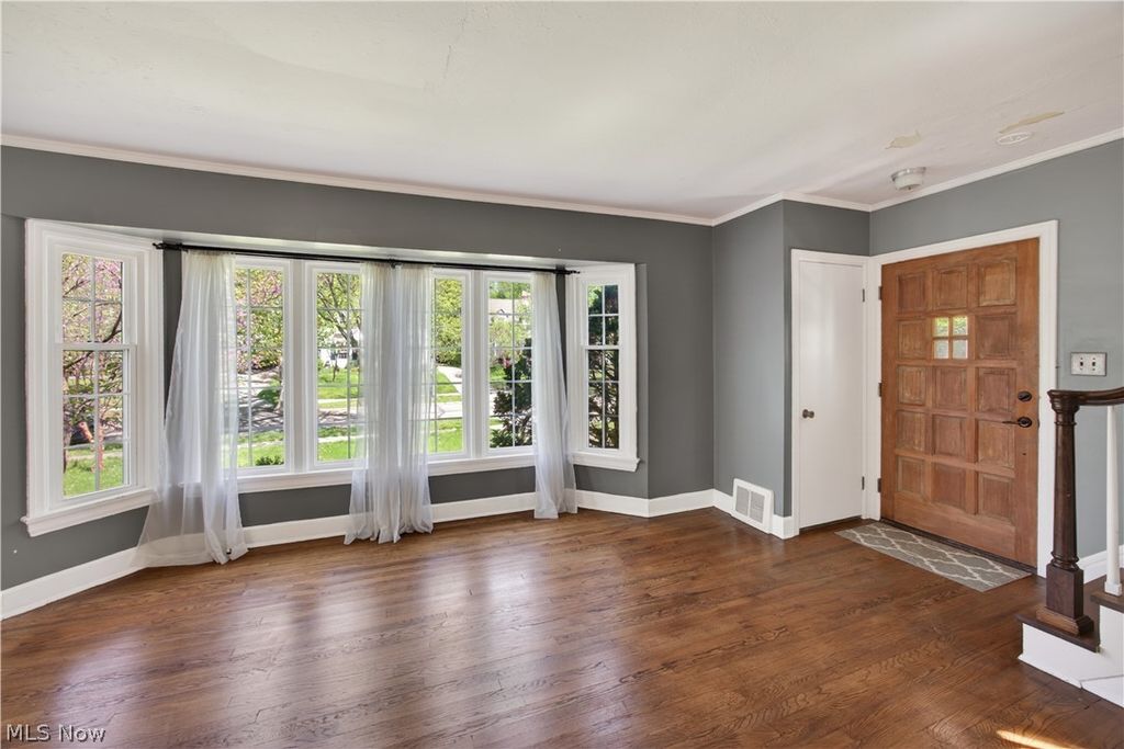 Photo of 20426 Almar Drive, Shaker Heights, OH 44122 (MLS # 5202835)