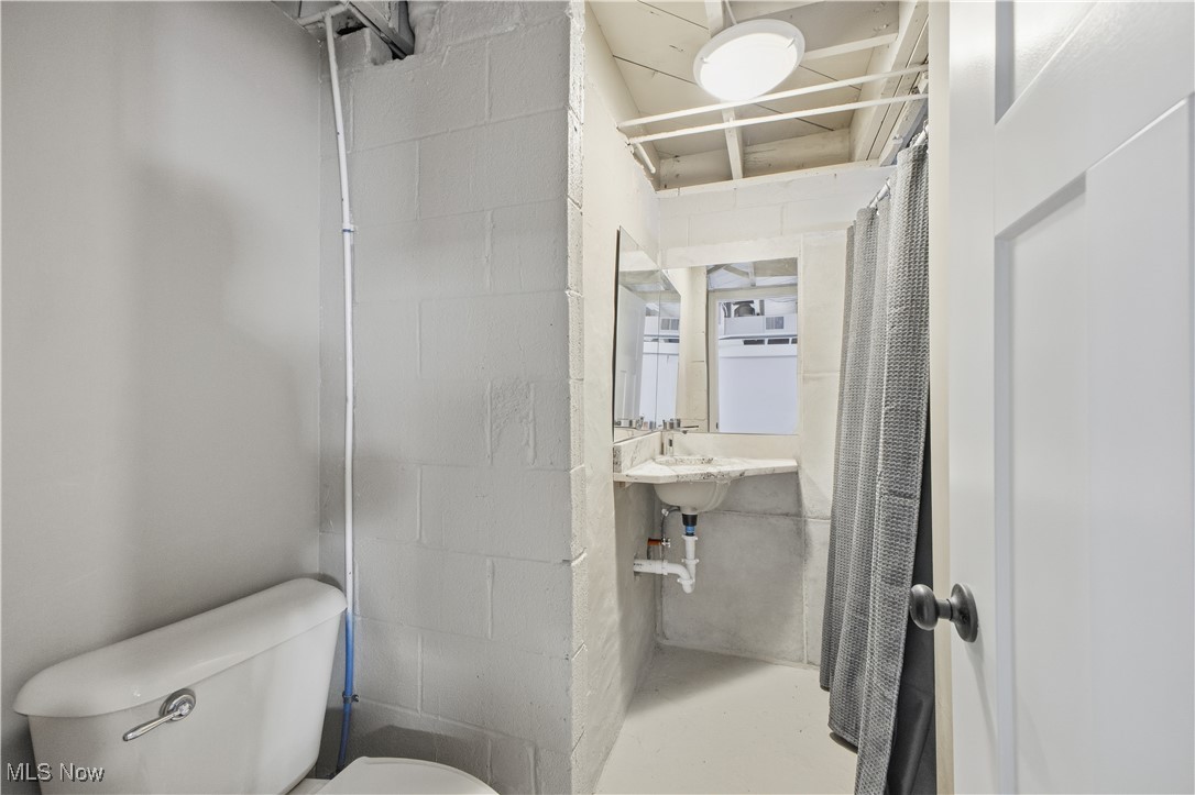 Anthony Ohlin 01 - Residential