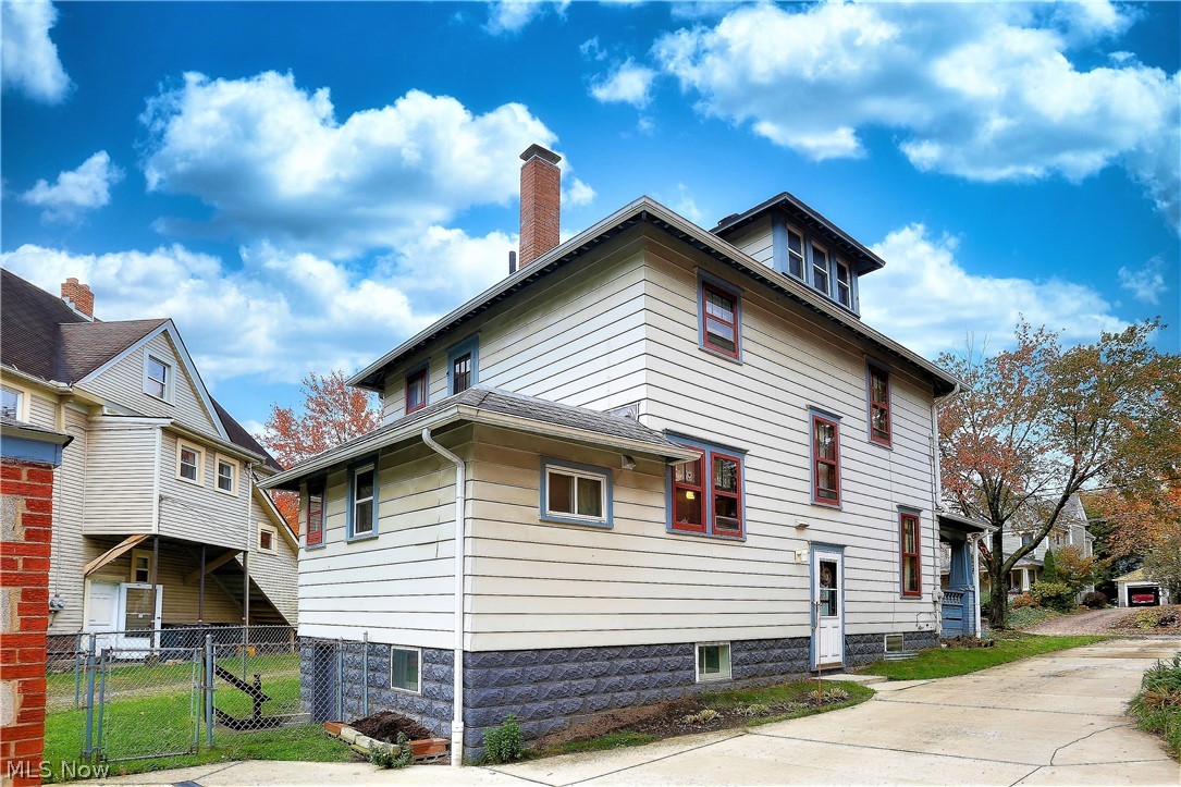 Hall Park - Residential