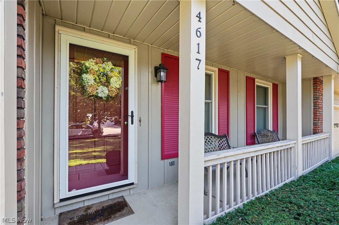 4617 Commodore Drive
