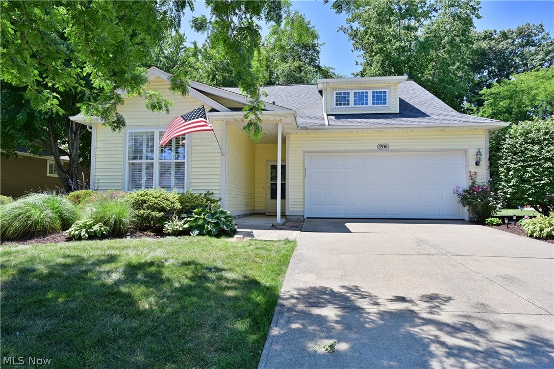 1936 Pembrooke Lane