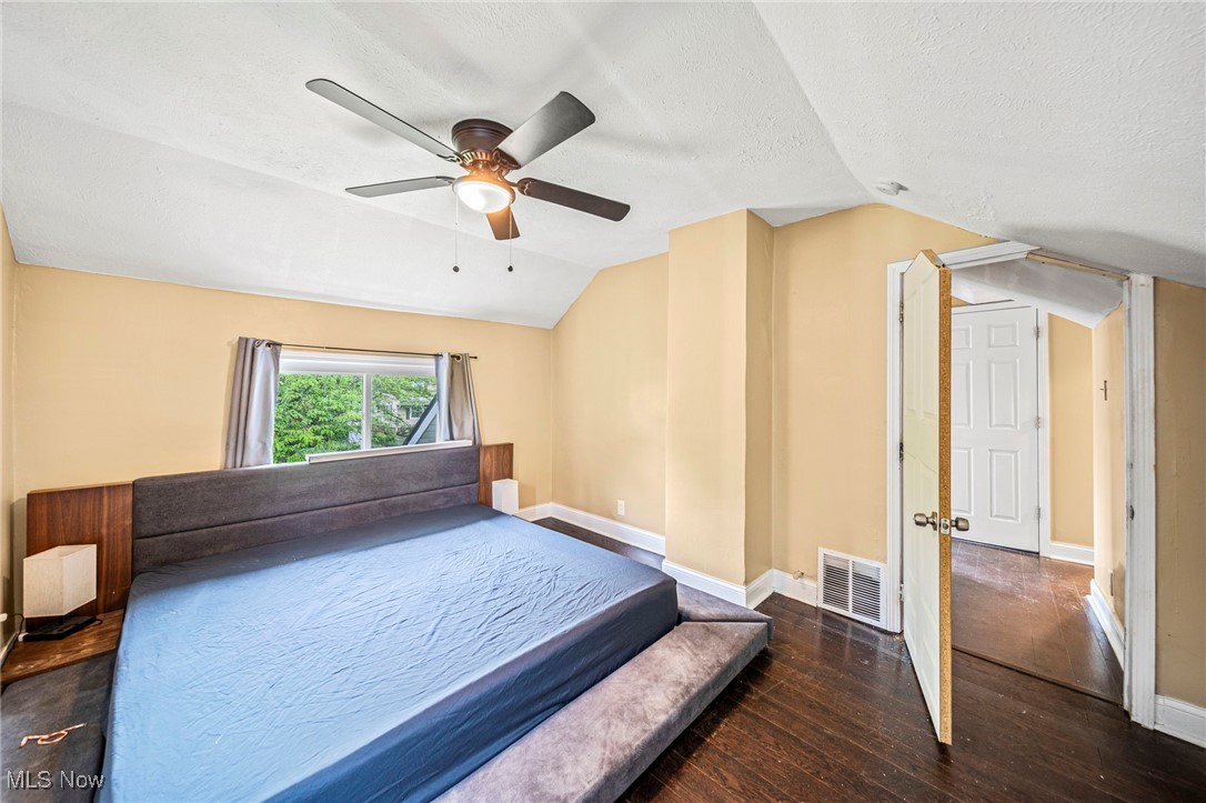 3328 Altamont Avenue, Cleveland Heights, Ohio image 26