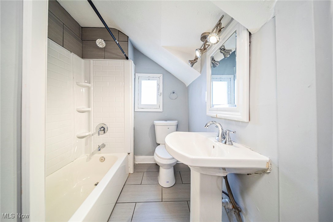3328 Altamont Avenue, Cleveland Heights, Ohio image 28