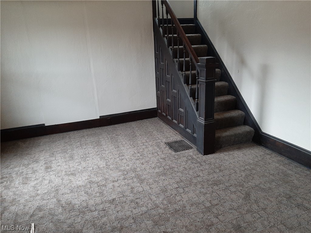 Village/Strasburg - Residential Lease