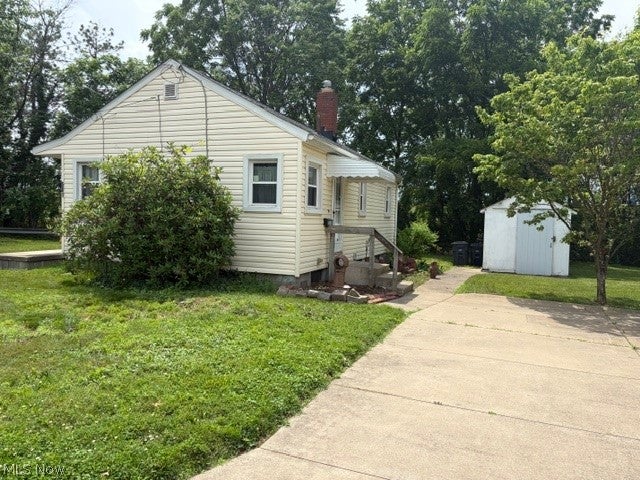 Photo of 581 Fillmore Avenue, Akron, OH 44314 (MLS # 5223028)