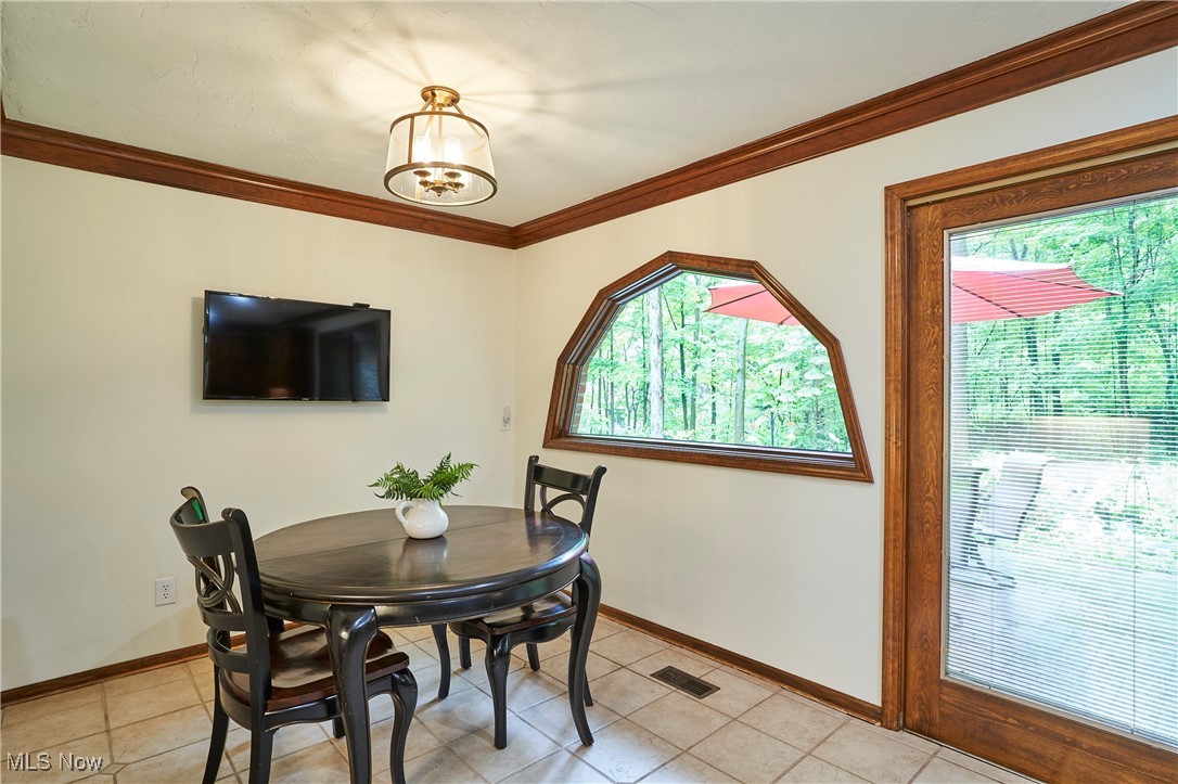 5074 Tall Timbers Drive, Richfield, Ohio image 9