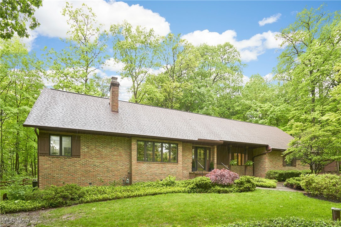 5074 Tall Timbers Drive, Richfield, Ohio image 1
