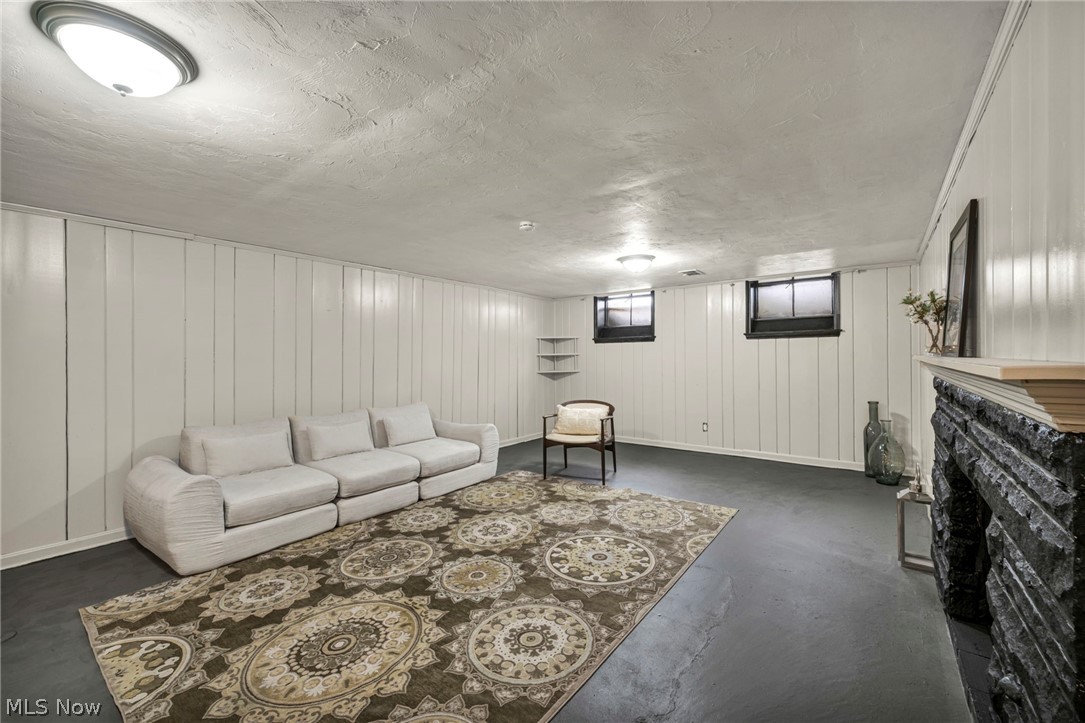 Forest Hill Sub #34 - Residential