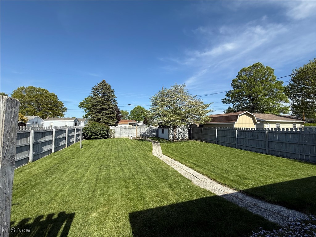 515 6th Street, New Philadelphia, Ohio image 13