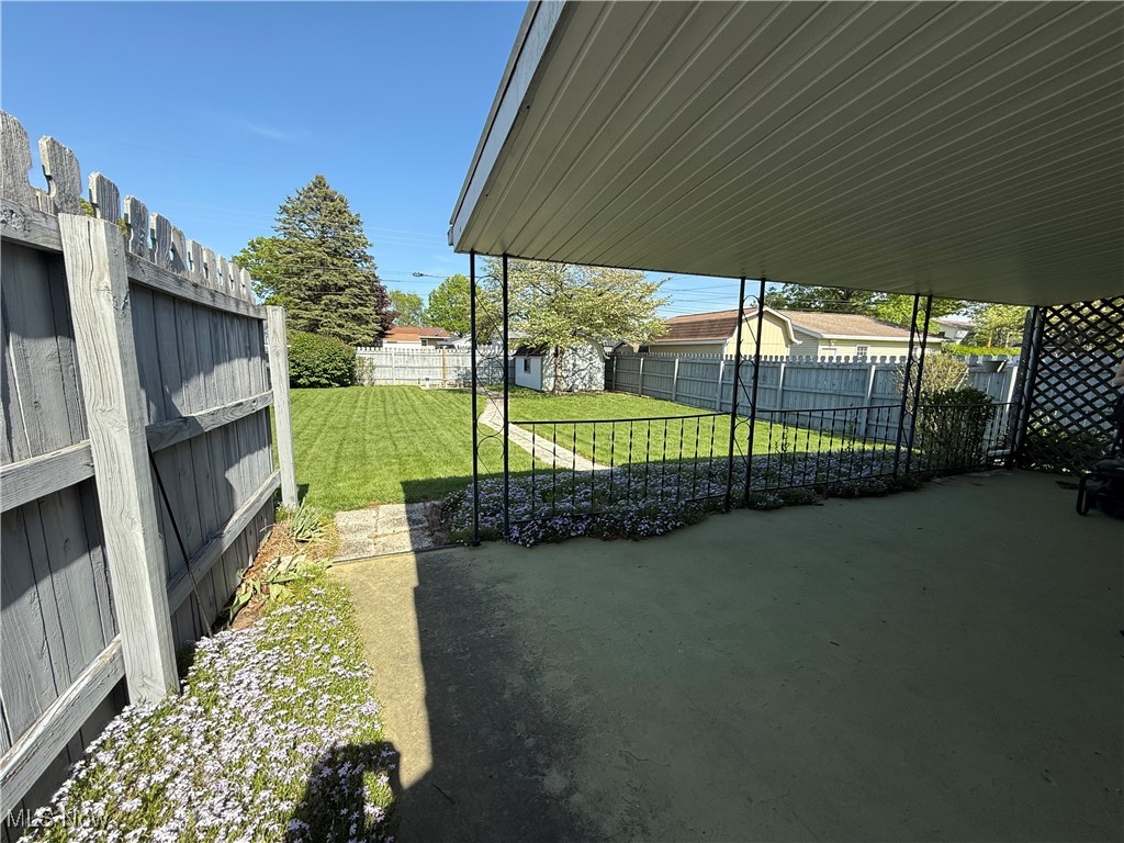 515 6th Street, New Philadelphia, Ohio image 2