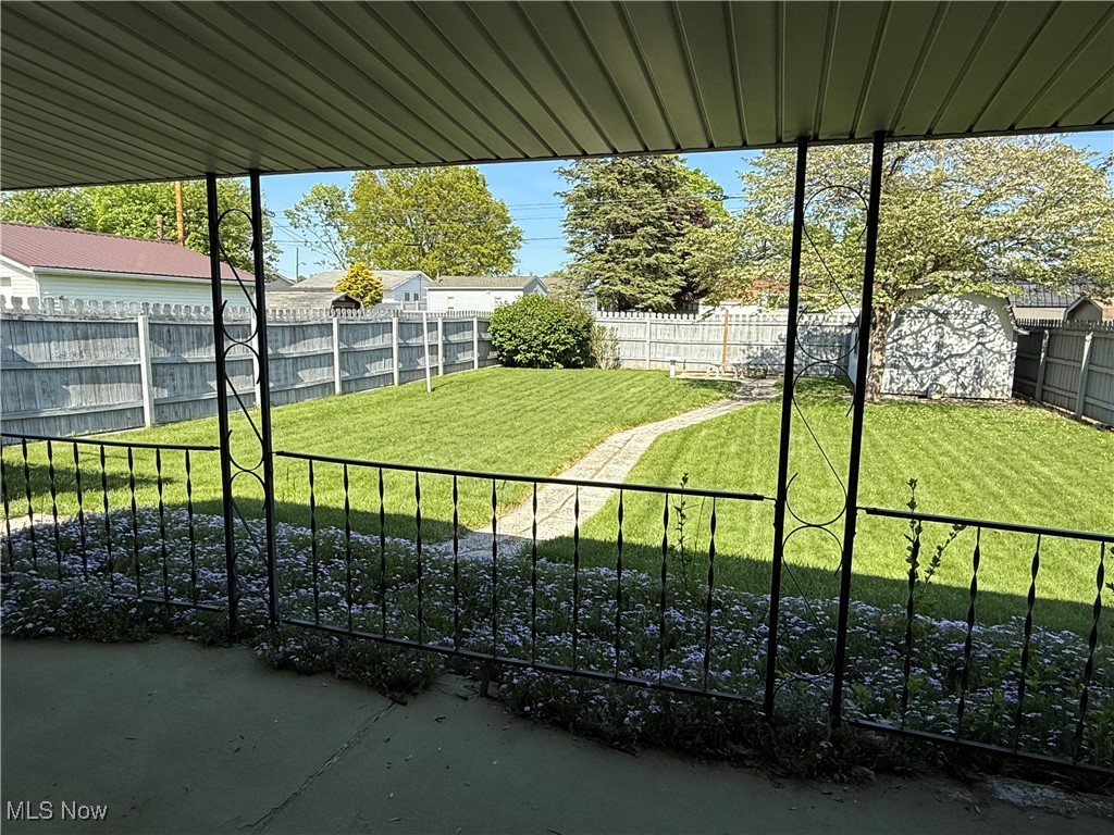 515 6th Street, New Philadelphia, Ohio image 14