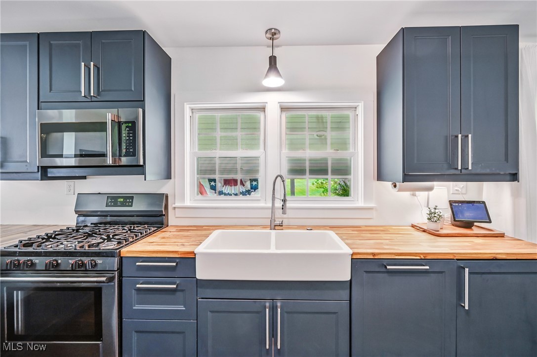 10626 Oakview Drive, Beloit, Ohio image 22