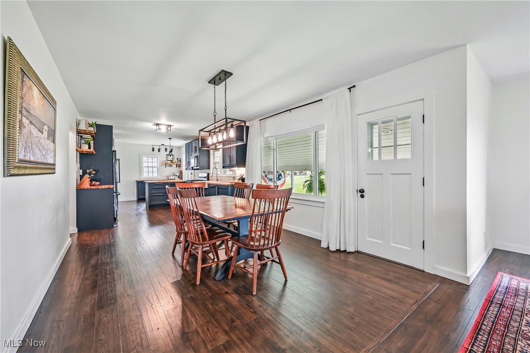 10626 Oakview Drive, Beloit, Ohio image 24