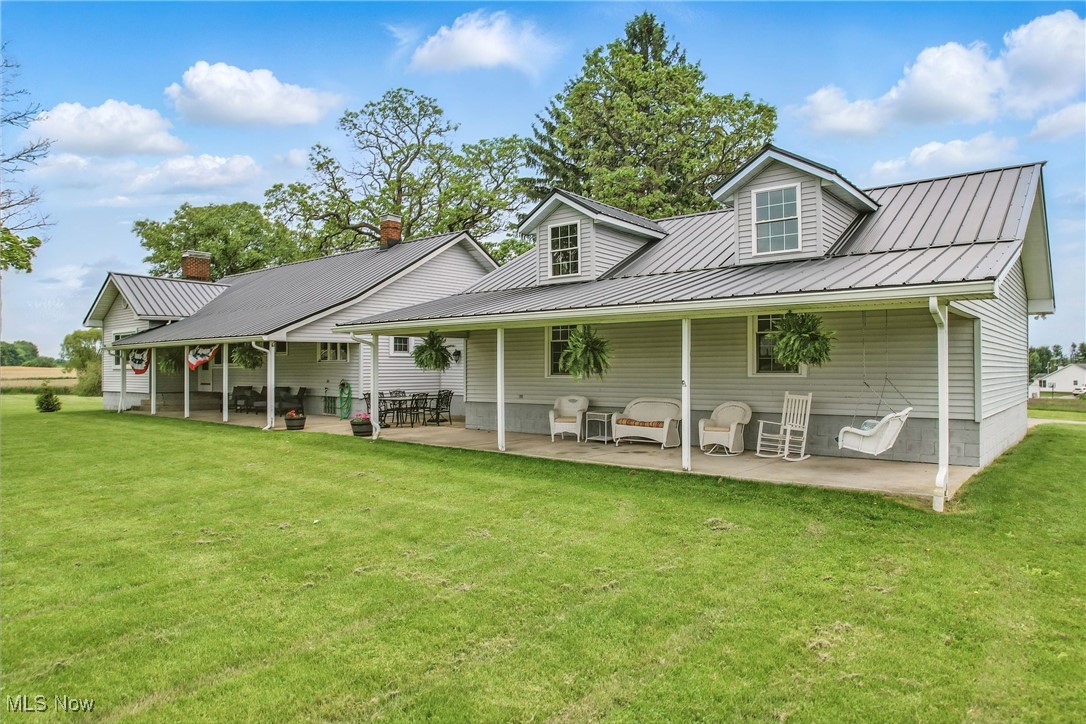 10626 Oakview Drive, Beloit, Ohio image 3
