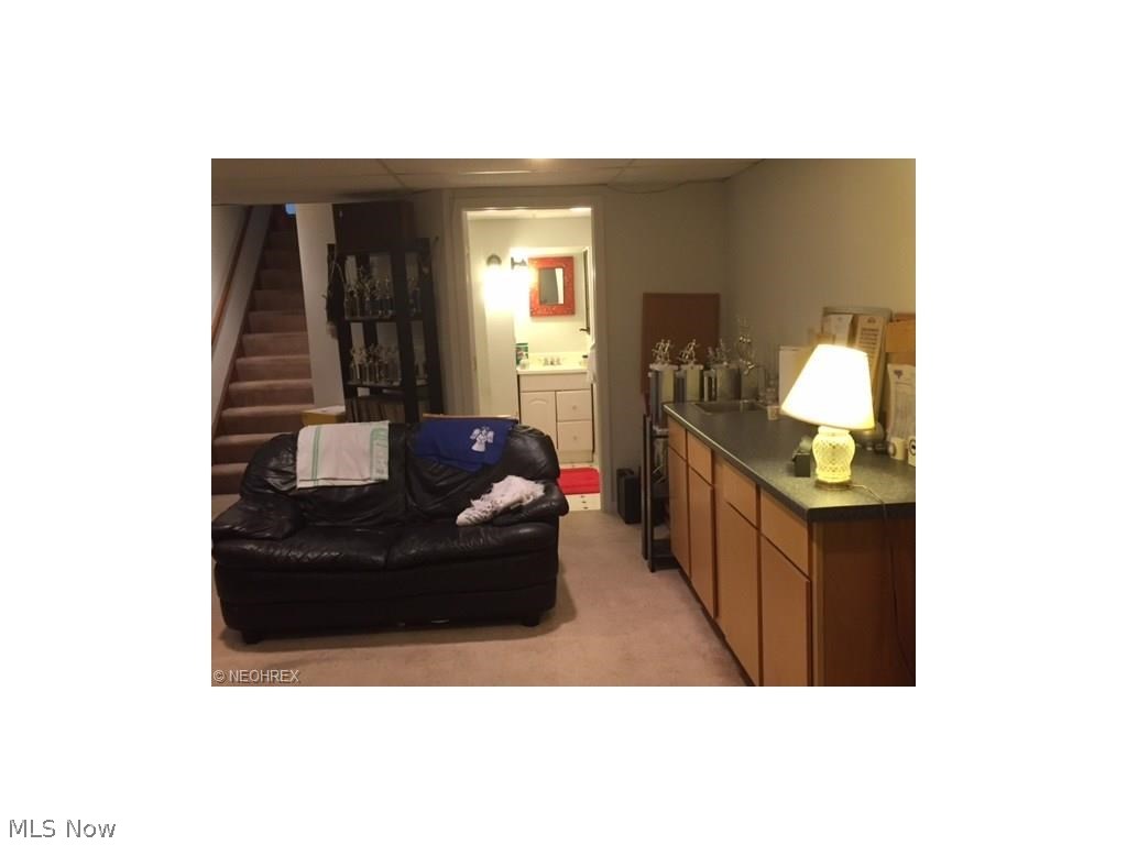 Royalwood Est. - Residential