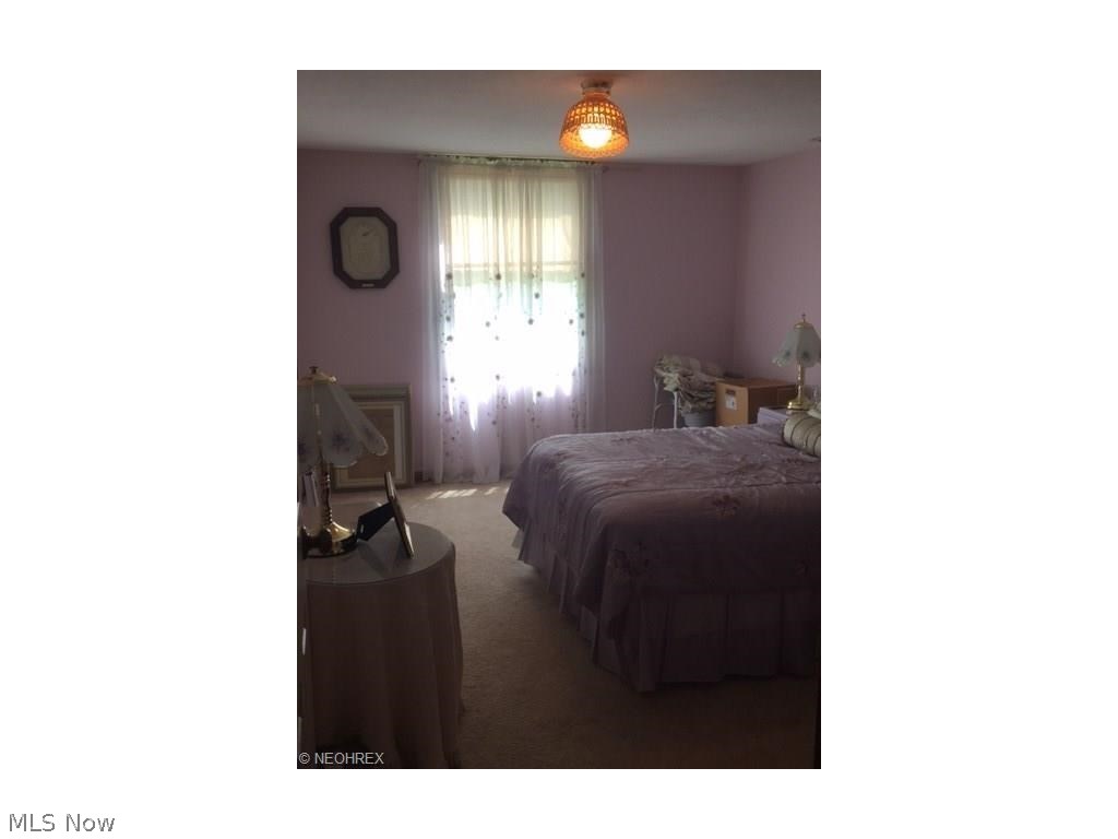 Royalwood Est. - Residential