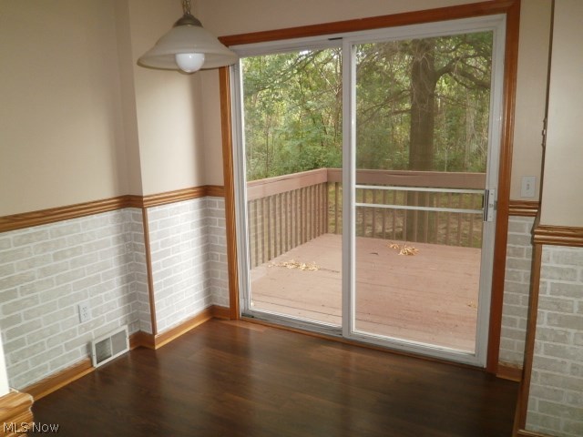 Dartmouth/Clg Hills Condo - Residential