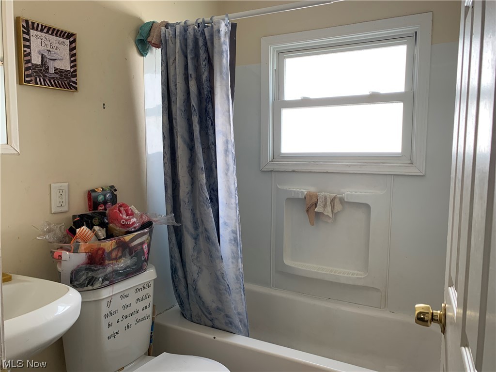 Garfield Blvd - Residential