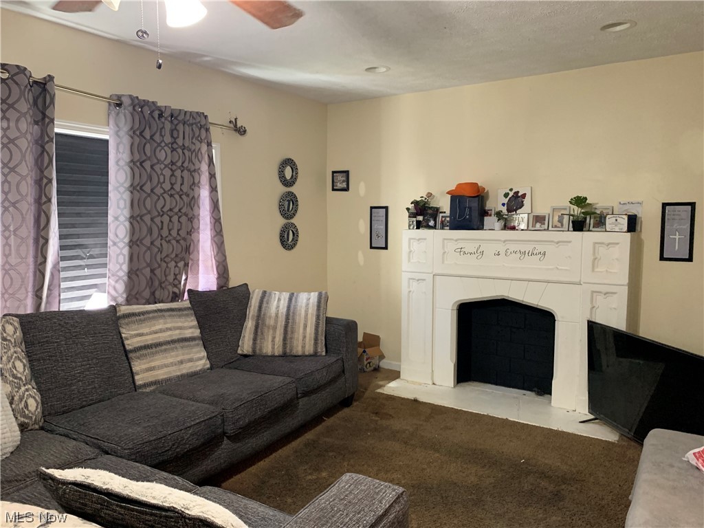 Garfield Blvd - Residential