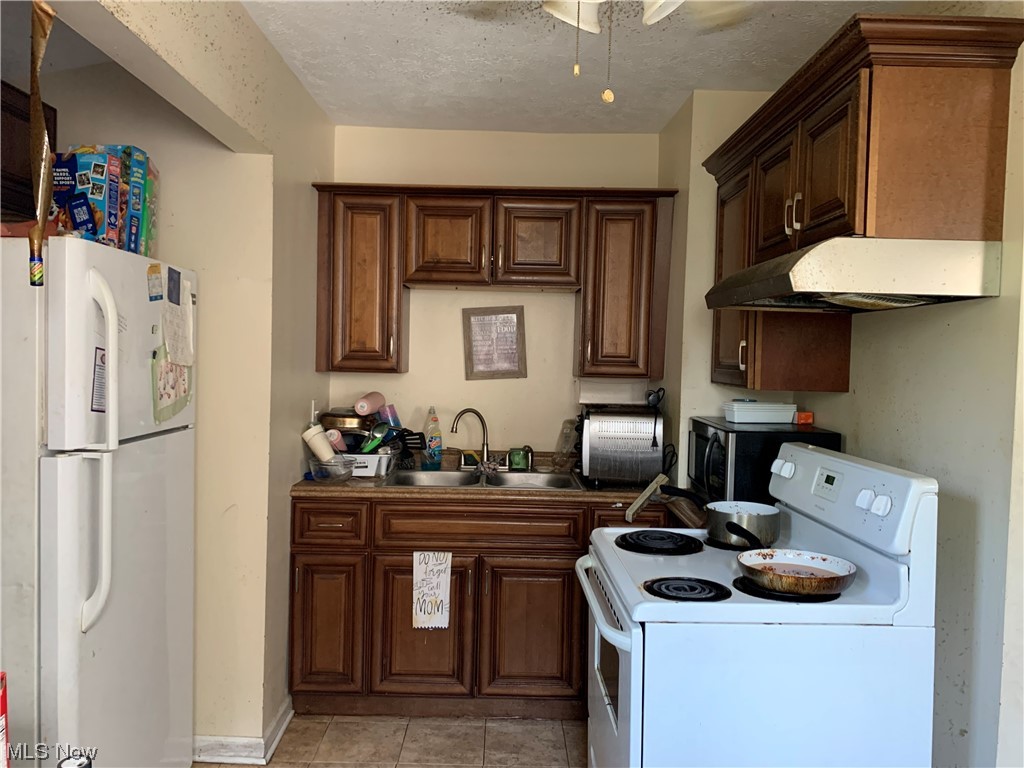 Garfield Blvd - Residential