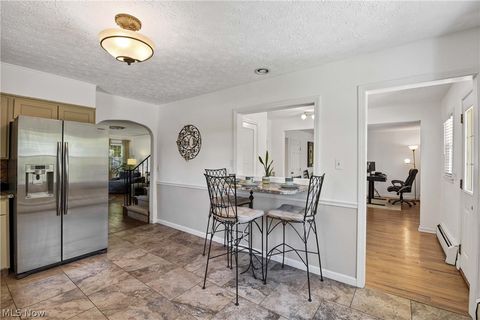 Tiny photo for 32207 Lake Road, Avon Lake, OH 44012 (MLS # 5209334)