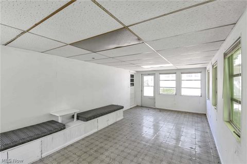 Tiny photo for 32207 Lake Road, Avon Lake, OH 44012 (MLS # 5209334)