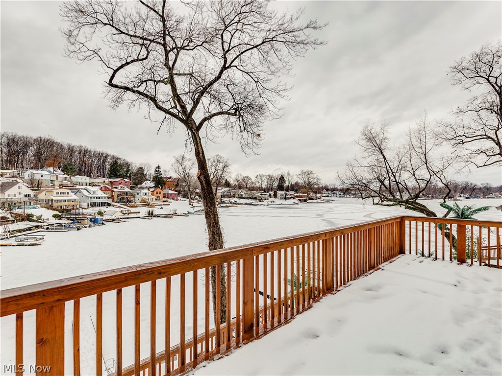 Oak Point - Residential